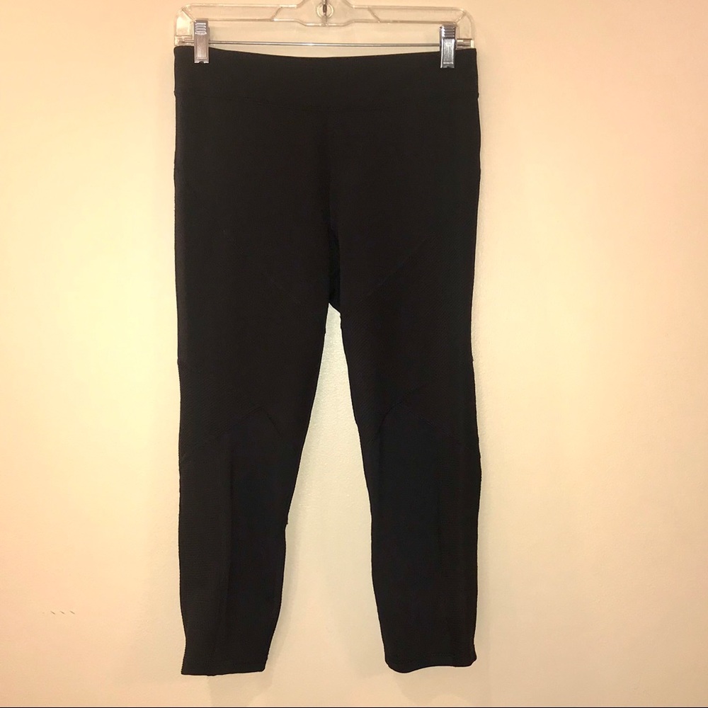Black Capri Leggings